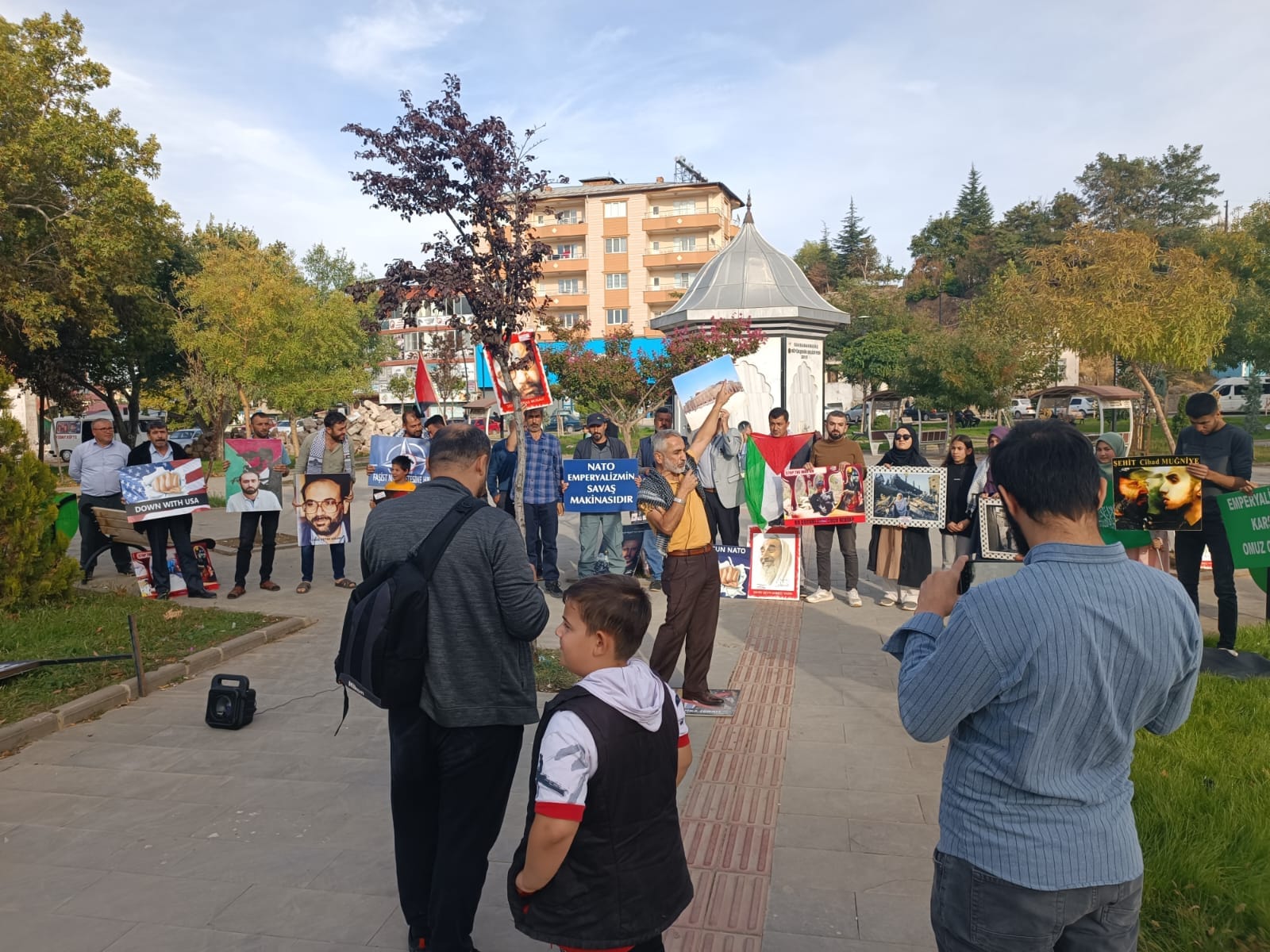 AFŞİN'DE AKSA TUFANI HAREKATINA DESTEK GÖSTERİSİ (VİDEO)