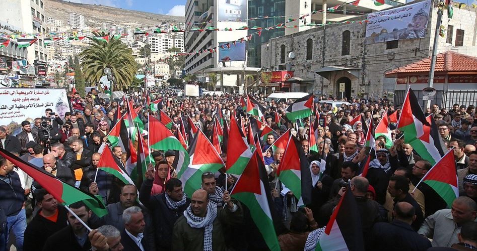 BATI ŞERİA'DA PROTESTO YÜRÜYÜŞLERİ DÜZENLENDİ