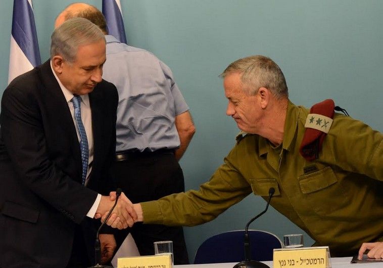 BENNY GANTZ NETANYAHU'YU TEHDİT ETTİ