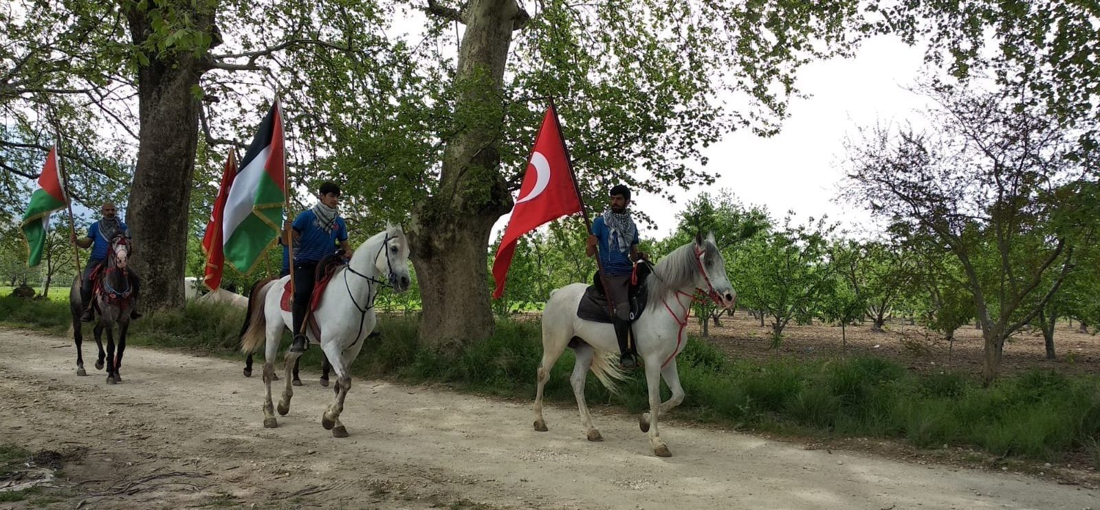 BURSA'DA SIRADIŞI KUDÜS GÜNÜ ETKİNLİĞİ (FOTO)