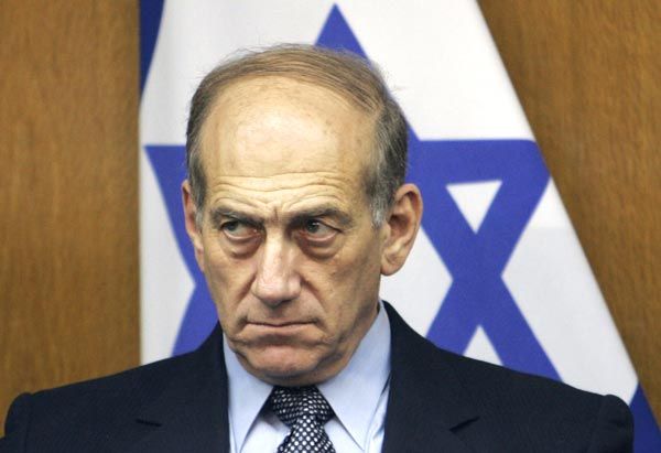 EHUD OLMERT: İRAN'IN SURİYE'DEKİ VARLIĞI ATOM BOMBASINA SAHİP OLMASINDAN DAHA TEHLİKELİDİR