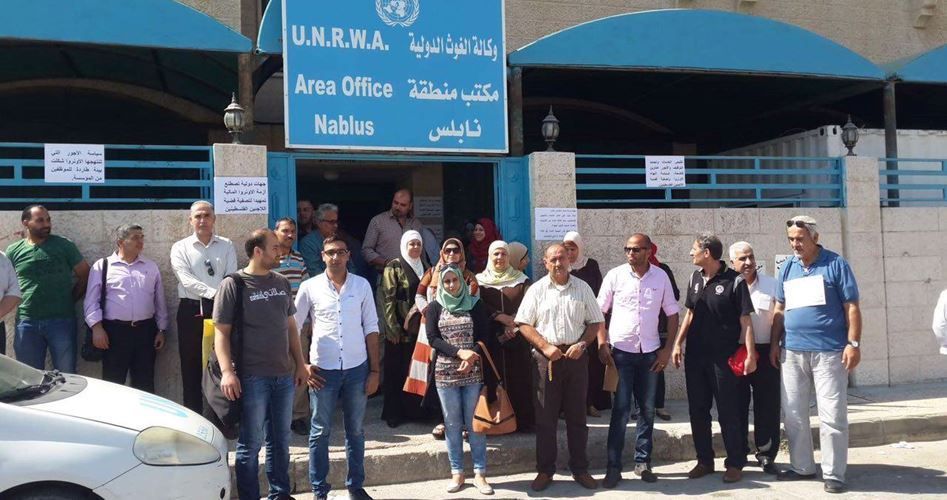 FİLİSTİNLİLERDEN ABD'NİN UNRWA KARARINA TEPKİ