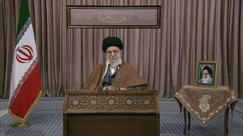 İMAM HAMENEİ'DEN İSLAM ÜLKELERİNE SİYONİST REJİM UYARISI (ANALİZ)