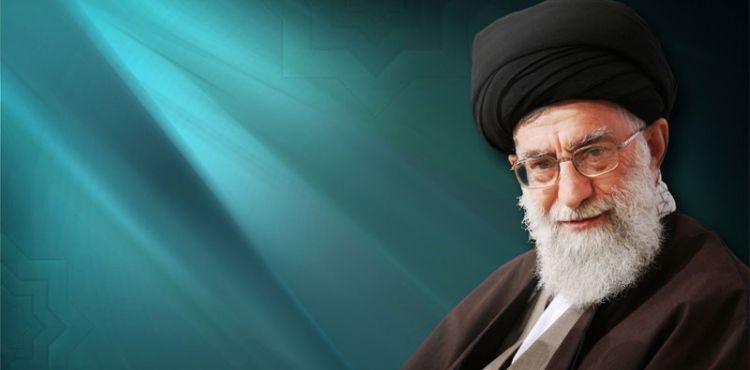 İMAM HAMENEİ: İRAN DÜNYA GÜÇLERİNE KARŞI TEK BAŞINA SAVAŞTI