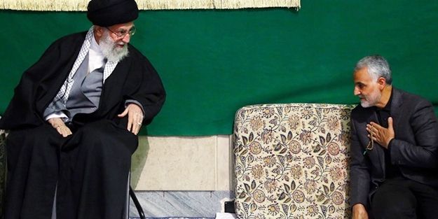 İMAM HAMENEİ KASIM SÜLEYMANİ'Yİ NEDEN BİR MEKTEP OLARAK ADLANDIRDI? (ANALİZ)