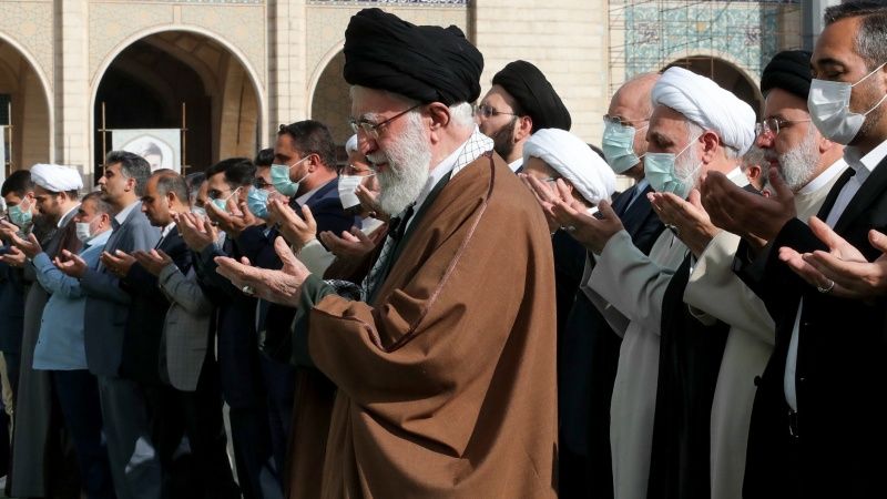 İMAM HAMENEİ: KUDÜS GÜNÜ DÜŞMANA BİR DARBE VURDU