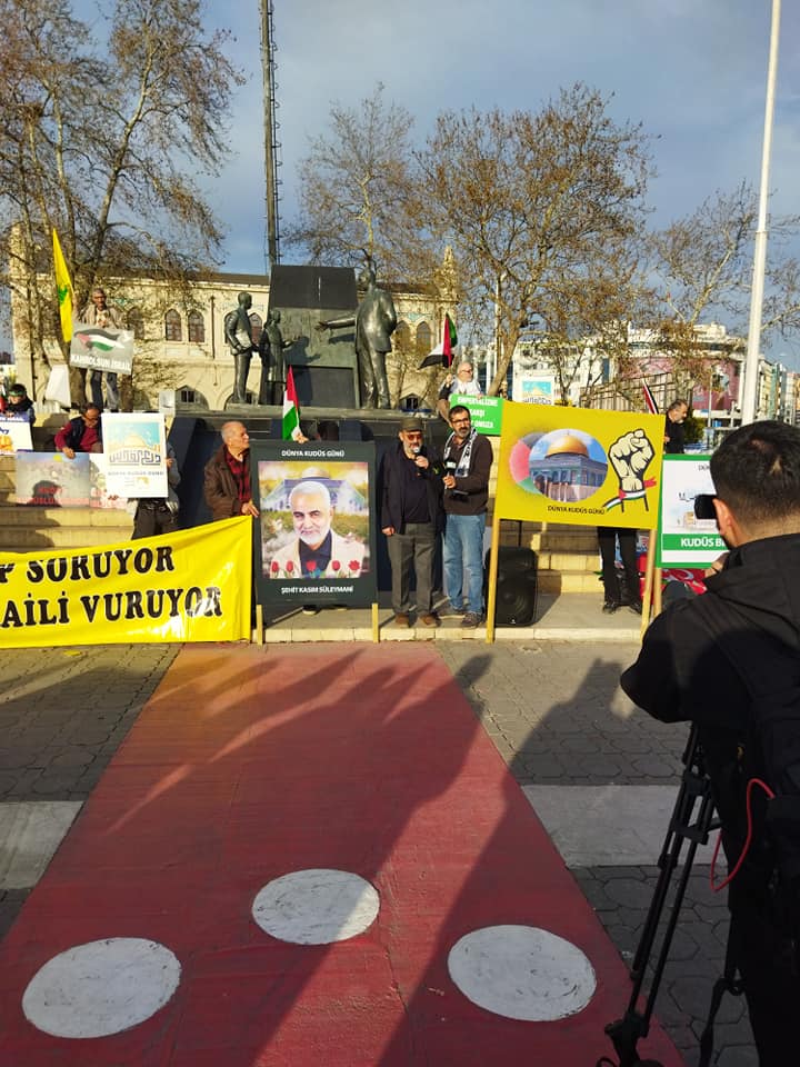 İSTANBUL KADIKÖY'DE DÜNYA KUDÜS GÜNÜ MÜNASEBETİYLE BASIN AÇIKLAMASI DÜZENLENDİ (VİDEO)