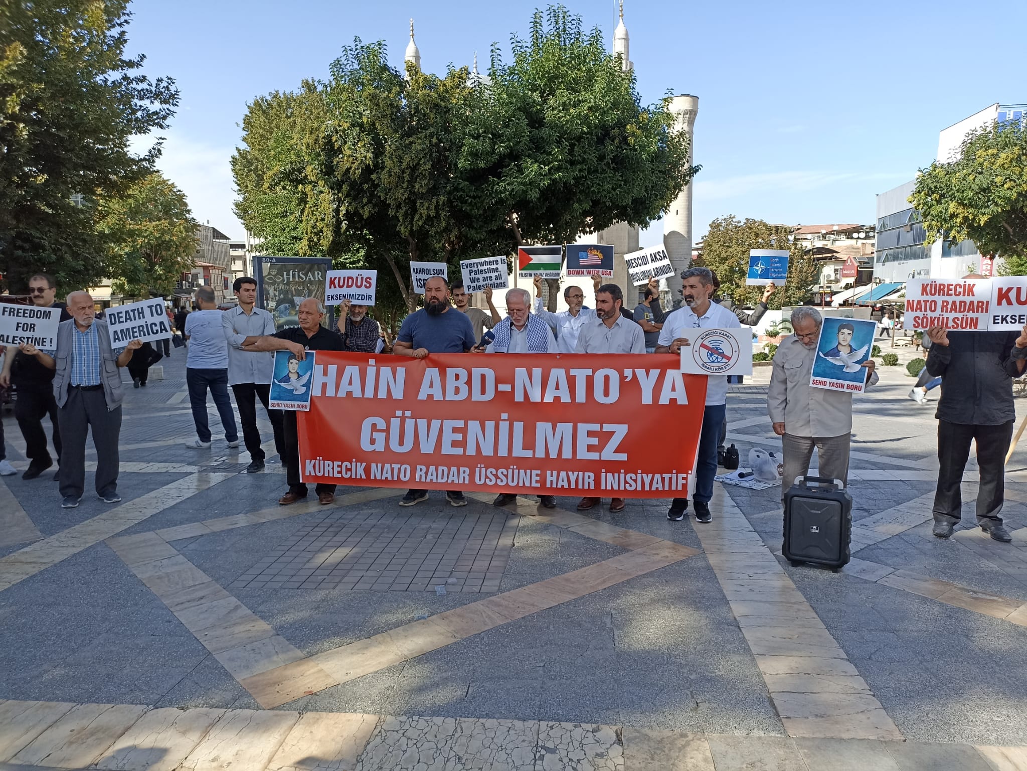 MALATYA'DA NATO'YA VE ÜSLERİNE HAYIR CUMASI MÜNASEBETİYLE BASIN AÇIKLAMASI DÜZENLENDİ (FOTO-VİDEO)