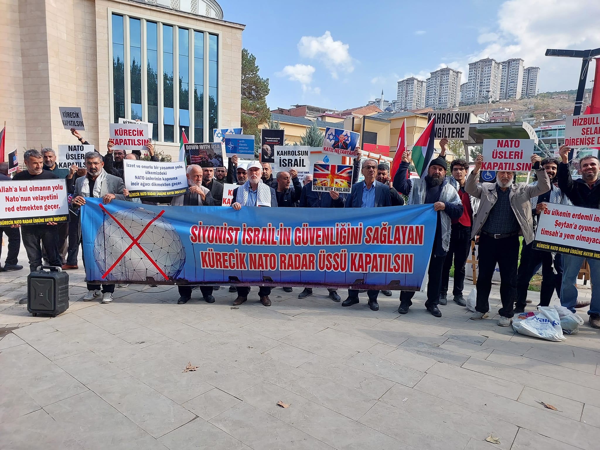 MALATYA’DAN HÜKÜMETE ÇAĞRI: KÜRECİK’İ KAPAT İSRAİL’İ KÖR ET (VİDEO-FOTO)