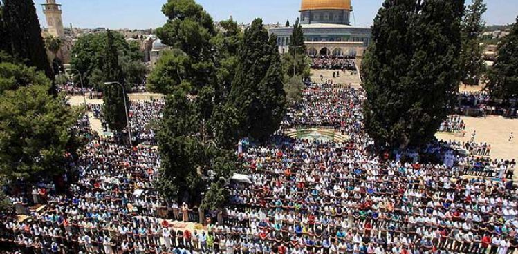 MESCİDİ AKSA'DA GÖRKEMLİ CUMA NAMAZI 