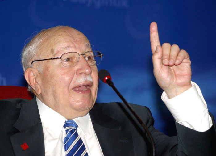 RAHMETLİ NECMETTİN ERBAKAN HOCA İSRAİL TEHLİKESİNE DİKKAT ÇEKMİŞTİ