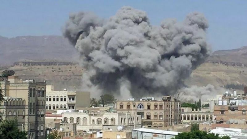 SUUDİ AMERİKA GÜÇLERİ YEMEN'DE İLAÇ DEPOLARINI BOMBALIYOR