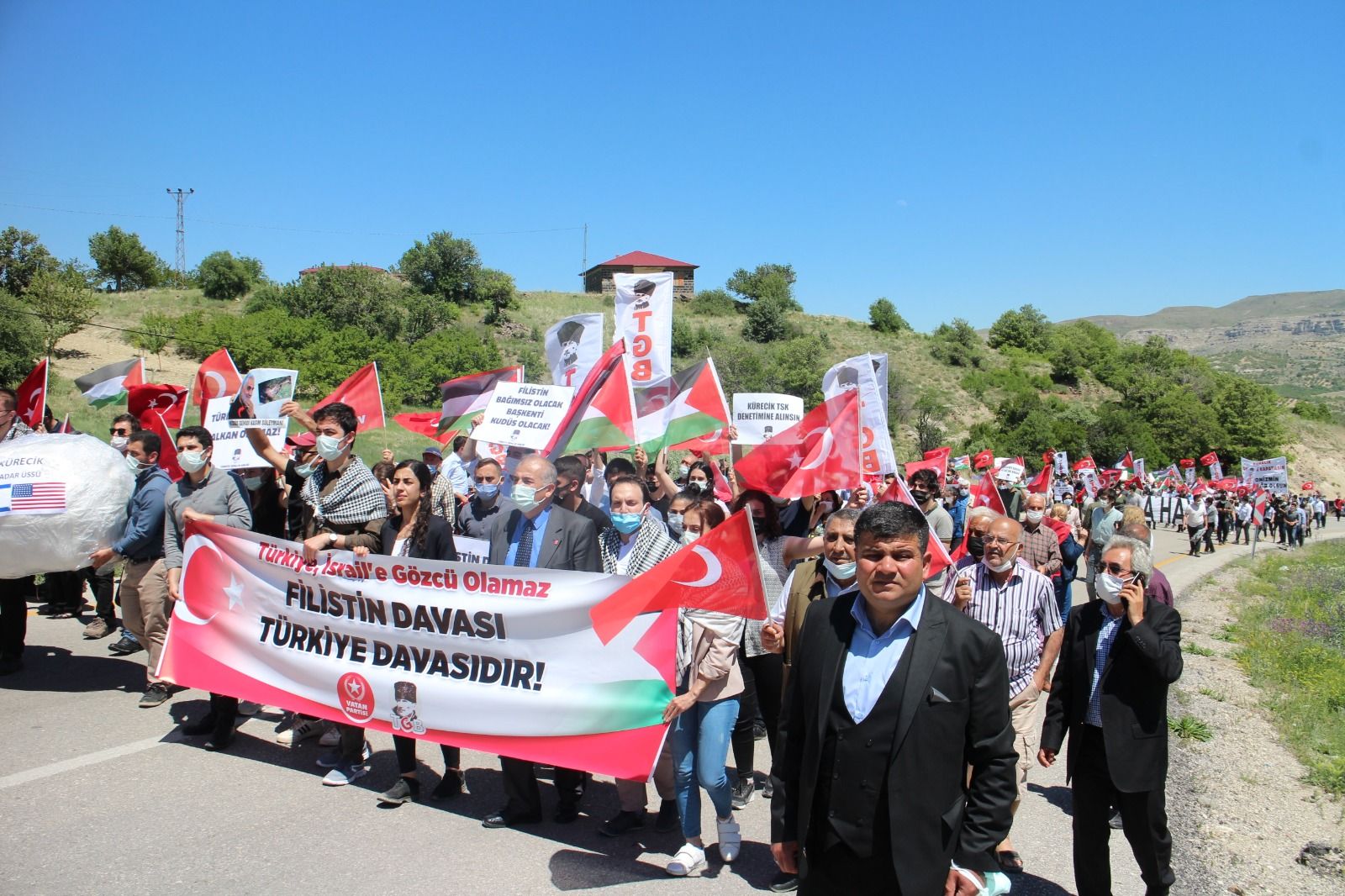 TGB VE VATAN PARTİSİ KÜRECİK NATO RADAR ÜSSÜNE YÜRÜDÜ (FOTO-VİDEO)