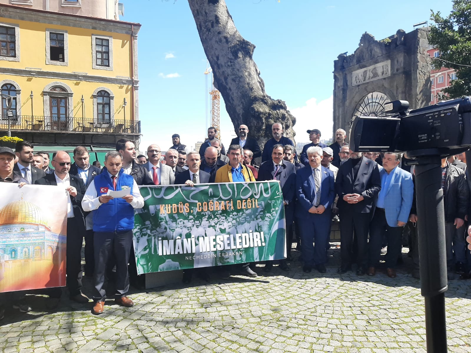 TRABZON'DA DÜNYA KUDÜS GÜNÜ MÜNASEBETİYLE BASIN AÇIKLAMASI DÜZENLENDİ