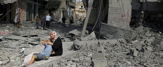 UNRWA GAZZE'DEKİ MÜLTECİLERE GIDA KOLİSİ DAĞITIMINI DURDURDU