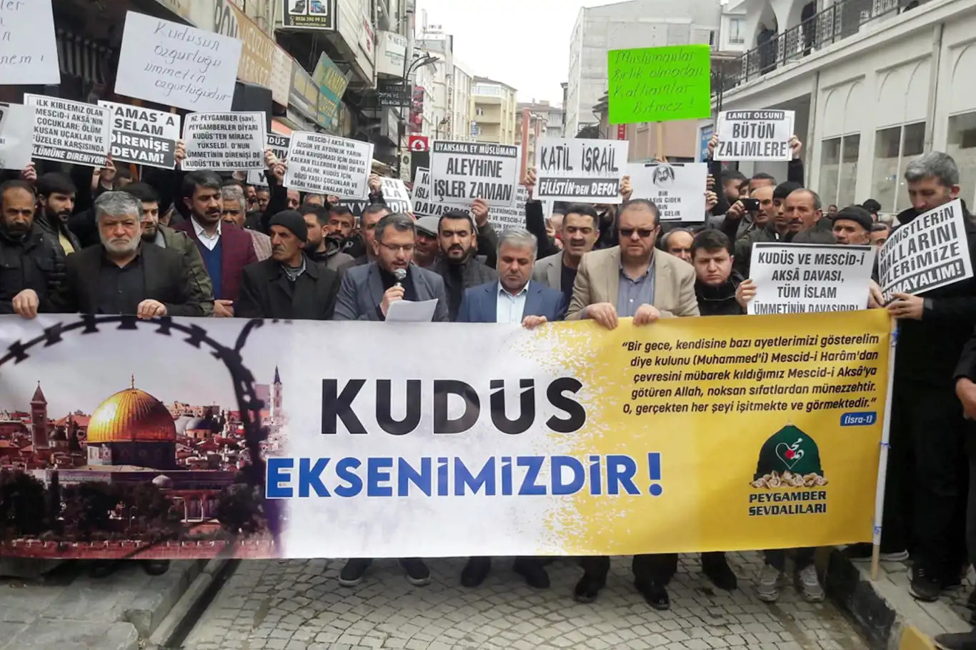 VAN'DA DÜNYA KUDÜS GÜNÜ MÜNASEBETİYLE BASIN AÇIKLAMASI DÜZENLENDİ