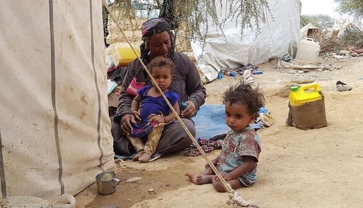 YEMENLİ KANSER HASTASI ÇOCUKLAR SANAA ULUSLARARASI HAVALİMANININ AÇILMASINI BEKLİYOR